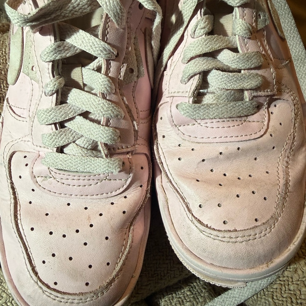 Women’s Nike Air Force 1 fontanka foam pink